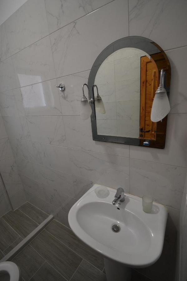 Little Cozy Apartment 1 Саранда Экстерьер фото